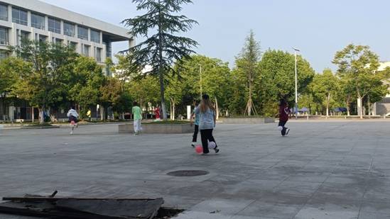 照片-30f6e57320e02428