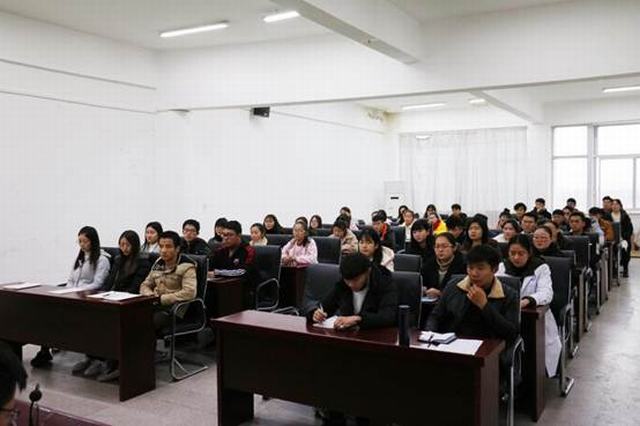 说明: D:\KY开元集团官网入口新闻\KY开元集团官网入口举办第二十一期业余党校开班典礼\2.jpg